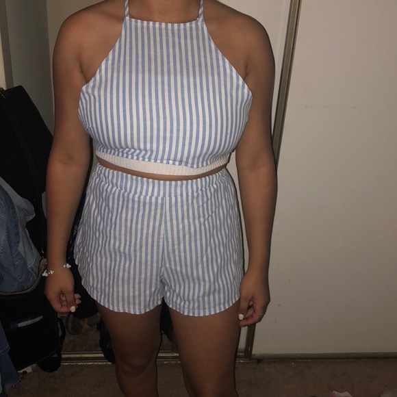 Striped blue and white 2 piece set - Picture 2 of 4